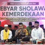 Sambut HUT RI Ke - 77 thn Delapan Ribu Orang Ikuti Gebyar Sholawat Kemerdekaan di Polres Siak