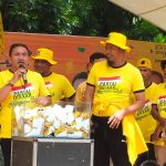 H.Asril doyok:pimpinan kecamatan Tualang dan Laskar Bumi Lancang Kuning  Berikan Aprisasi kepada panitia Jalan sahat HUT golkar yang ke 58.