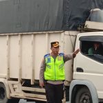 Wakapolres Tebingtiinggi Kompol A Robert Sembiring Gatur Lalin di Simpang Kampung Keling