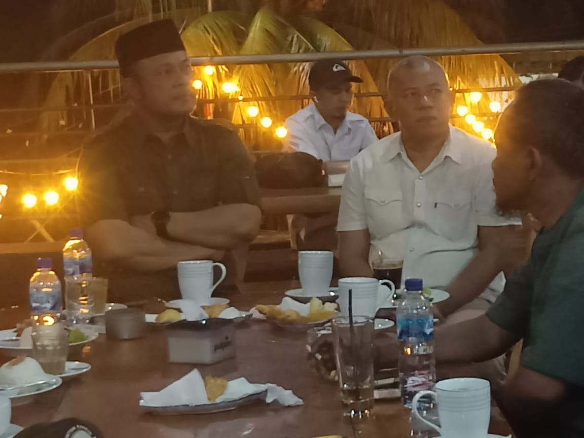 Iman Sutiawan Ketua DPD Gerindra Provinsi Kepri Sambangi Tokoh Masyarakat Sagulung