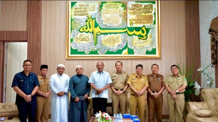 Calon Petugas Haji Langkat Sowan ke Syah Afandin