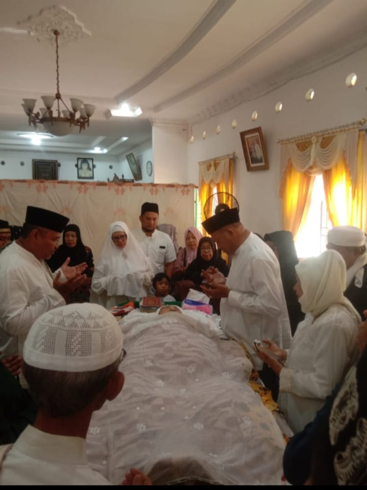 Ibunda Plt Bupati Langkat H Syah Afandin SH berpulang ke Rahmatullah: Tutup Usia 87,5 Tahun