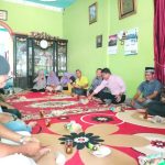 Keluarga besar puskesmas Simpang Gambir takziah kerumah duka