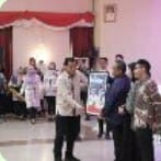 Bupati Kuansing H Suhardiman Amby Hadiri Acara Malam Purna Tugas Gubernur Riau Penuh Haru